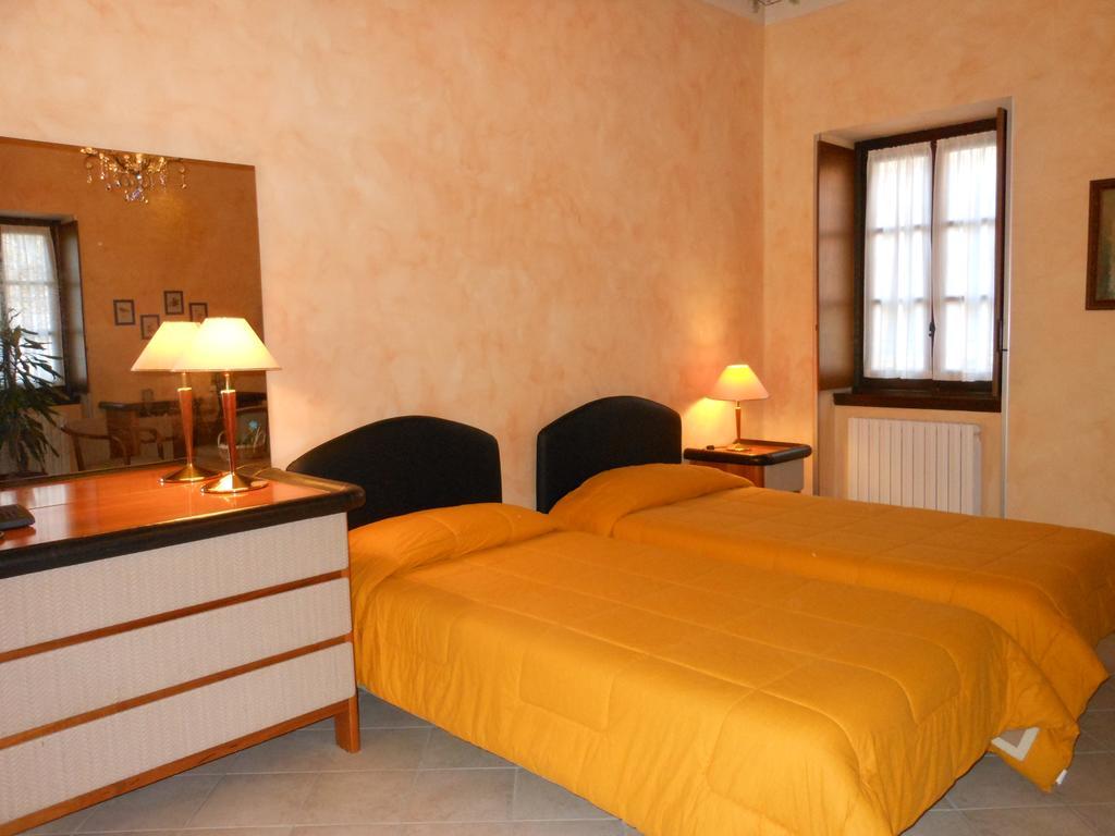Agriturismo Cassinazza Orsenigo Exterior foto